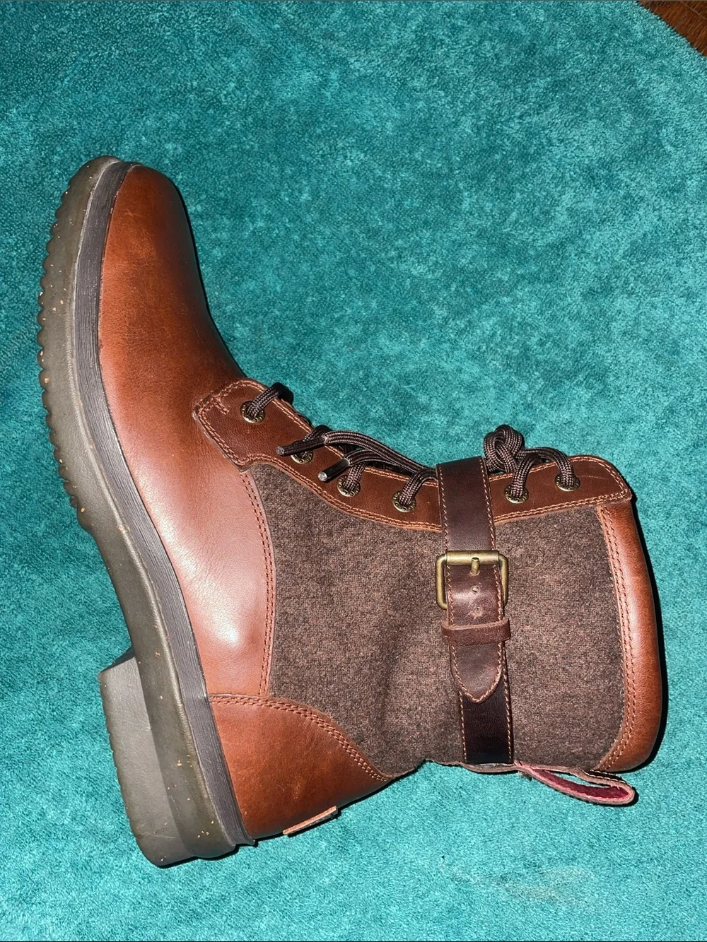 UGG Kesey boots